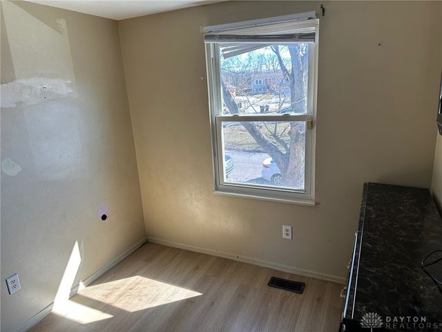 106 Walden Farm Circle, Englewood, OH 45322