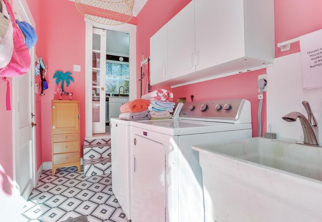 1960 LINCOLN DRIVE, Sarasota, FL 34236