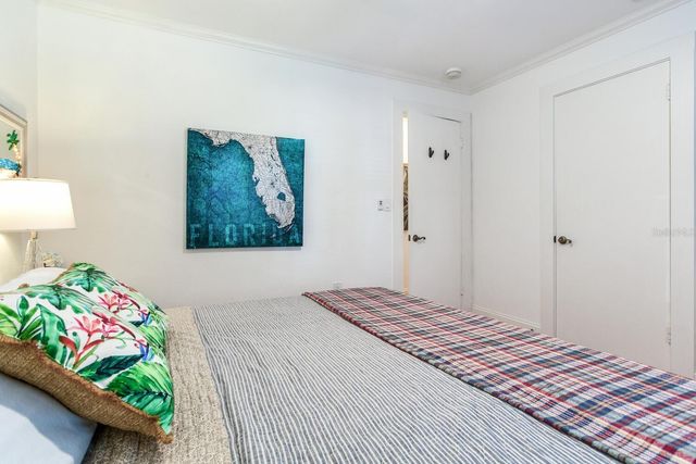 1960 LINCOLN DRIVE, Sarasota, FL 34236