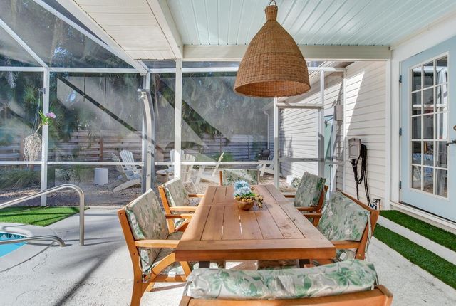 1960 LINCOLN DRIVE, Sarasota, FL 34236