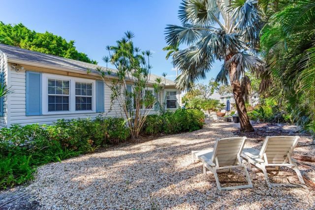 1960 LINCOLN DRIVE, Sarasota, FL 34236