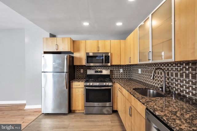 1947 S ISEMINGER ST, Philadelphia, PA 19148