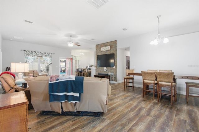 4 SEATON VALLEY PATH, Palm Coast, FL 32164