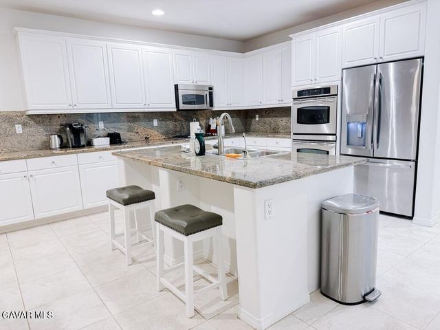 3010 Club Rancho Drive, Palmdale, CA 93551