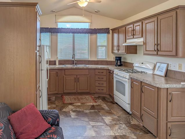 70200 Dillon Road 342, Desert Hot Springs, CA 92241