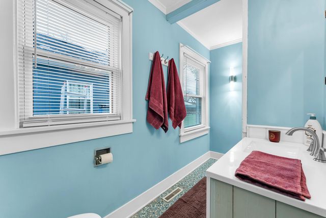 1890 N Douglas Avenue, Springfield, MO 65803