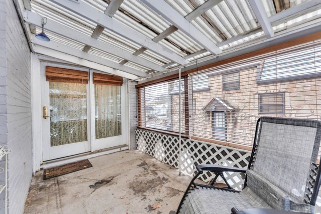 1890 N Douglas Avenue, Springfield, MO 65803