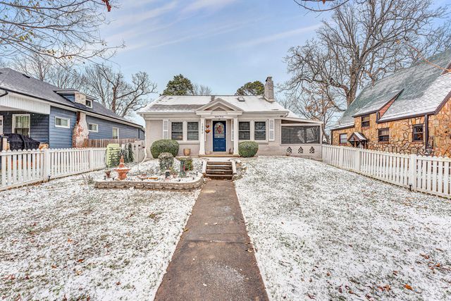 1890 N Douglas Avenue, Springfield, MO 65803