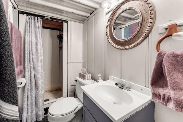 1890 N Douglas Avenue, Springfield, MO 65803