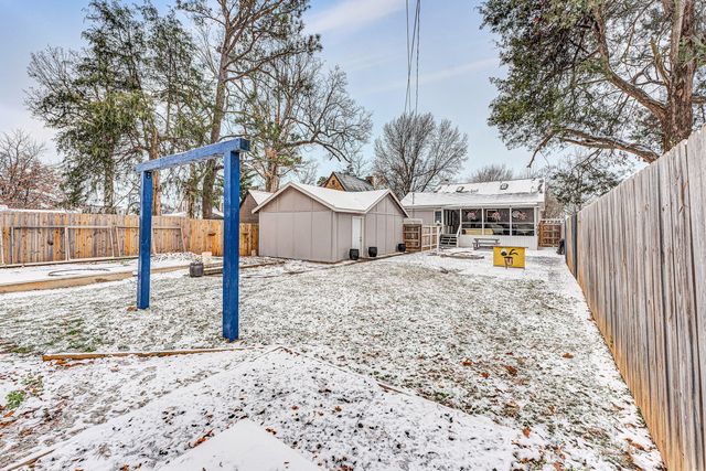 1890 N Douglas Avenue, Springfield, MO 65803