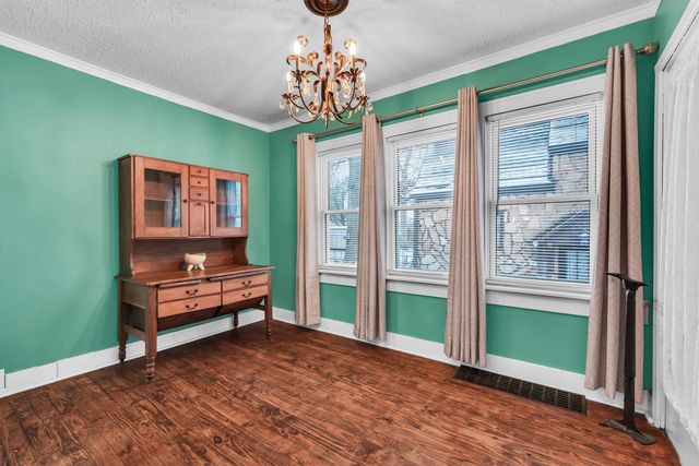 1890 N Douglas Avenue, Springfield, MO 65803