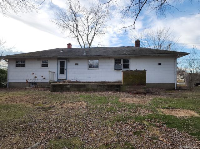 267 Woodhull Avenue, Port Jefferson Station, NY 11776