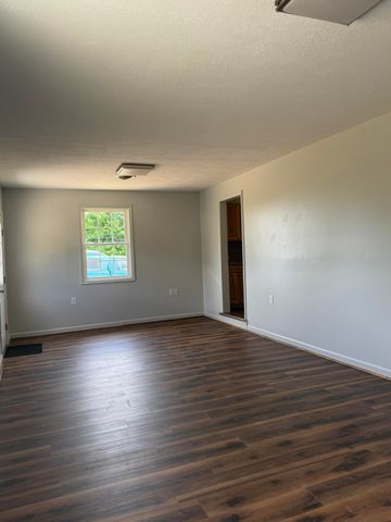 3779 Old Franklin Tpke, Glade Hill, VA 24092