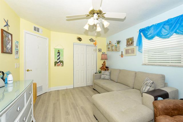 18 Lake Vista Trail 107, Port St. Lucie, FL 34952
