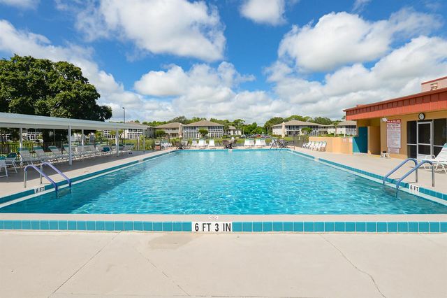 18 Lake Vista Trail 107, Port St. Lucie, FL 34952