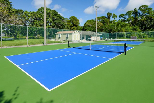 18 Lake Vista Trail 107, Port St. Lucie, FL 34952