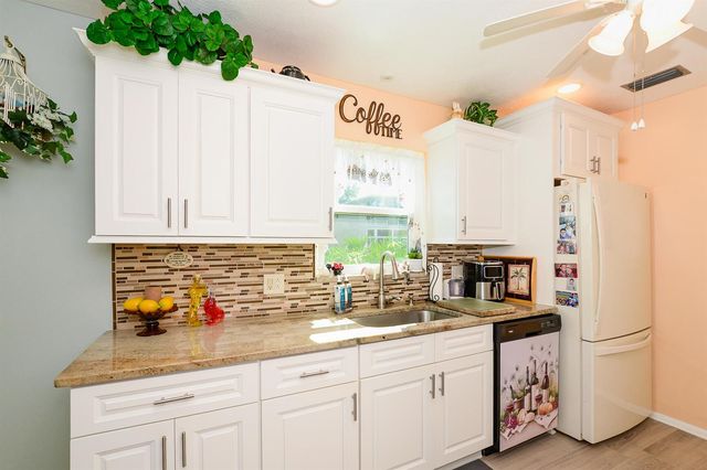 18 Lake Vista Trail 107, Port St. Lucie, FL 34952