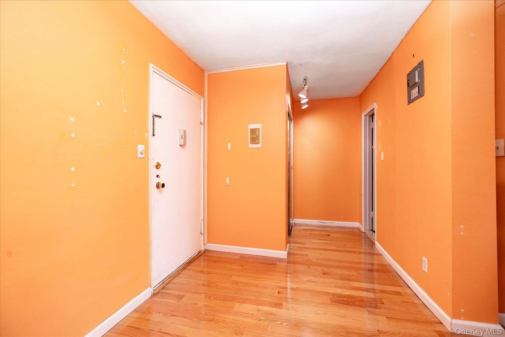 100 S Ocean Avenue 4U, Freeport, NY 11520 — photo 4
