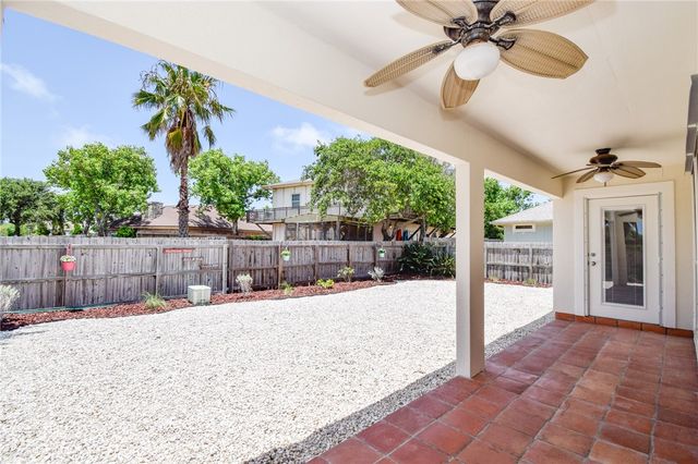 14849 Dasmarinas Dr, Corpus Christi, TX 78418