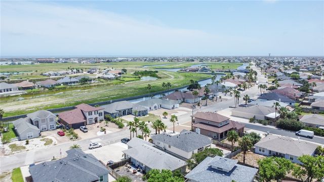 14849 Dasmarinas Dr, Corpus Christi, TX 78418