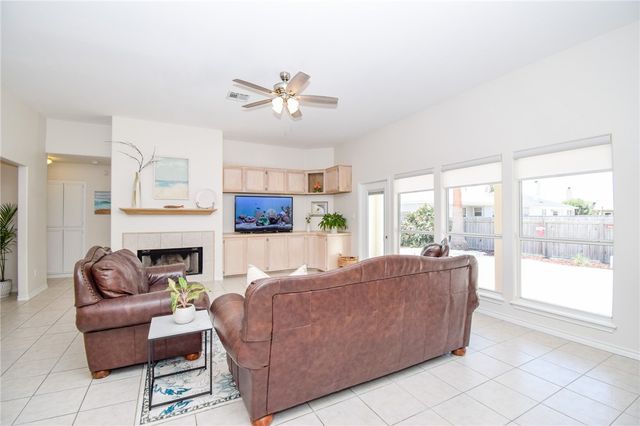14849 Dasmarinas Dr, Corpus Christi, TX 78418