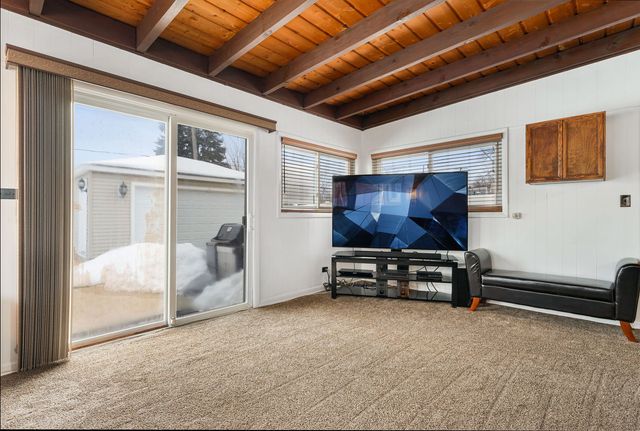 11129 Martindale Drive, Westchester, IL 60154