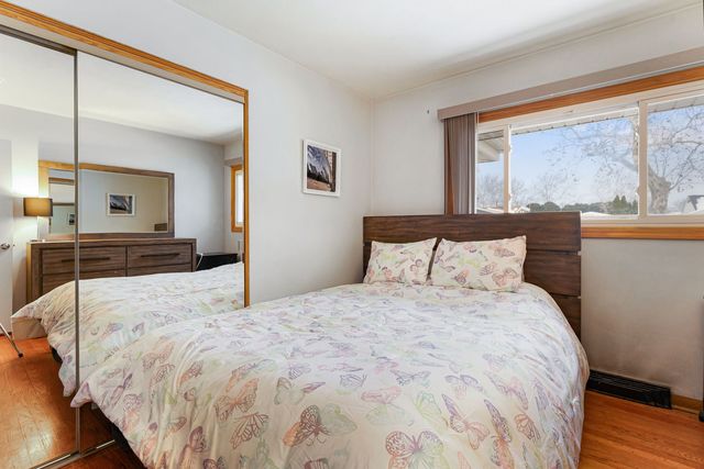 11129 Martindale Drive, Westchester, IL 60154