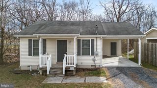 5102 COMER DR, Stephens City, VA 22655