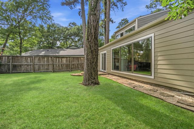 10717 N Autumnwood Way, The Woodlands, TX 77380
