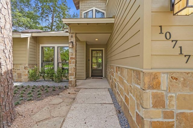 10717 N Autumnwood Way, The Woodlands, TX 77380