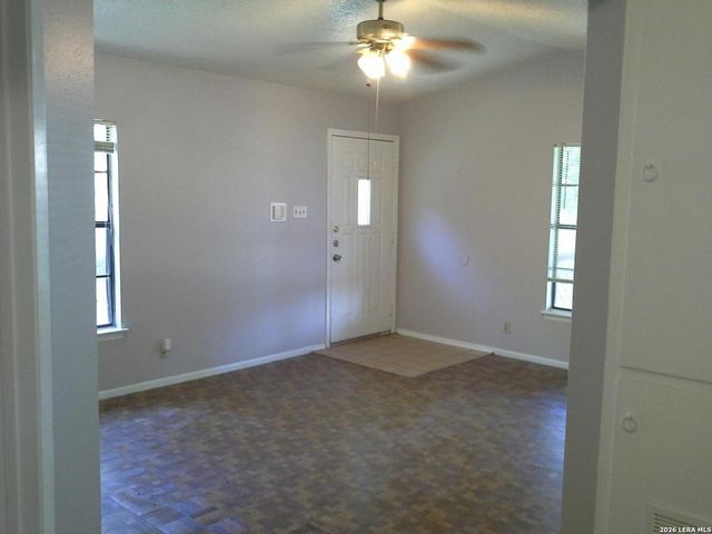 8448 Dixon Ridge, San Antonio, TX 78239