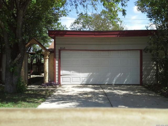 8448 Dixon Ridge, San Antonio, TX 78239