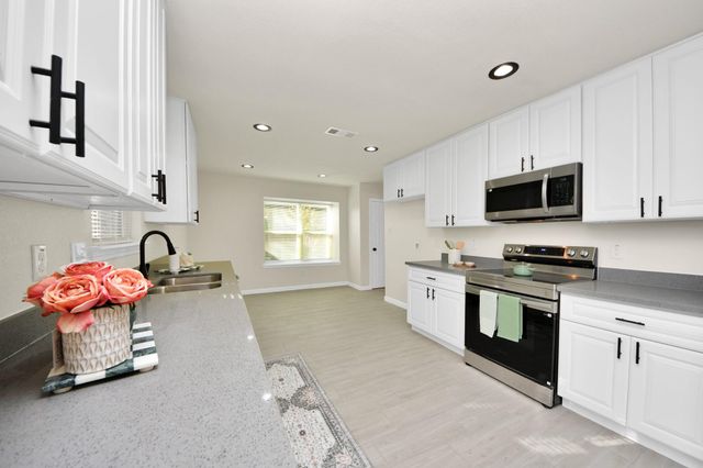 16323 Quail Echo Drive, Missouri City, TX 77489