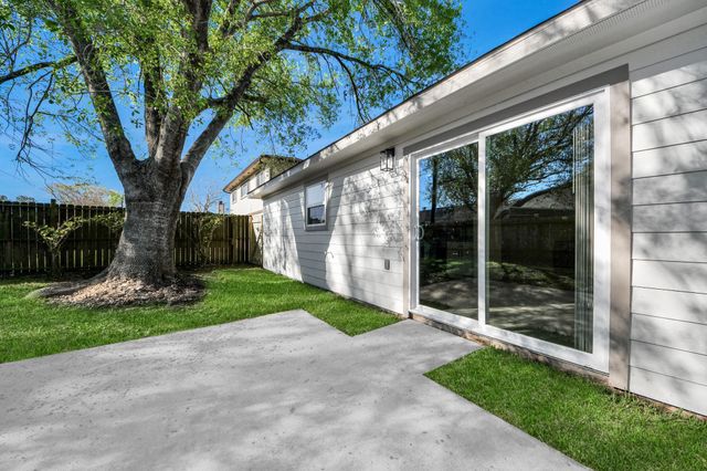 16323 Quail Echo Drive, Missouri City, TX 77489