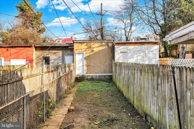 549 S 14TH ST, Reading, PA 19602