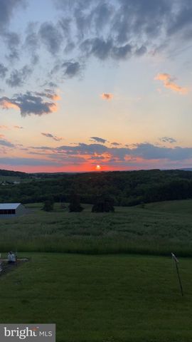 529 BRADDOCK SCHOOL RD, Slanesville, WV 25444