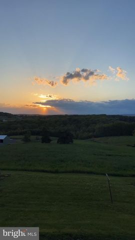 529 BRADDOCK SCHOOL RD, Slanesville, WV 25444