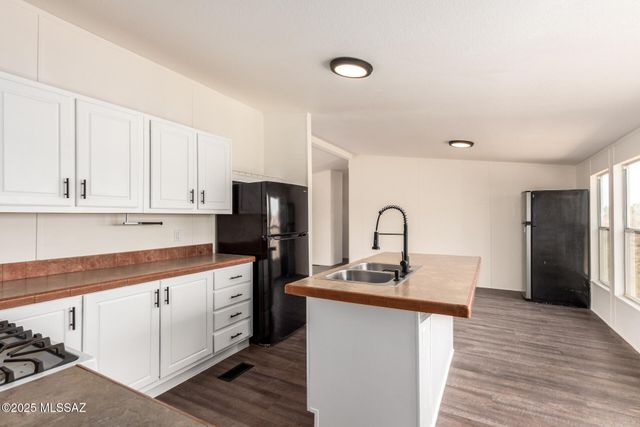 16255 N Lago Del Oro Parkway, Tucson, AZ 85739