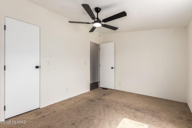 16255 N Lago Del Oro Parkway, Tucson, AZ 85739