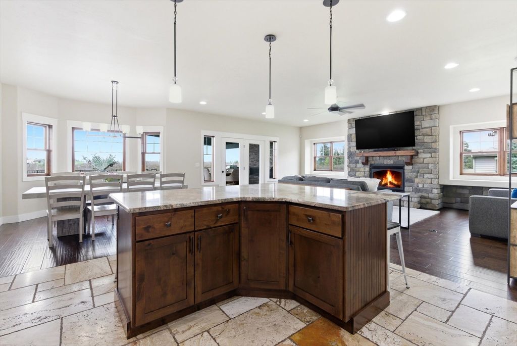 317 Stoneridge Drive, Kalispell, MT 59901 photo 3