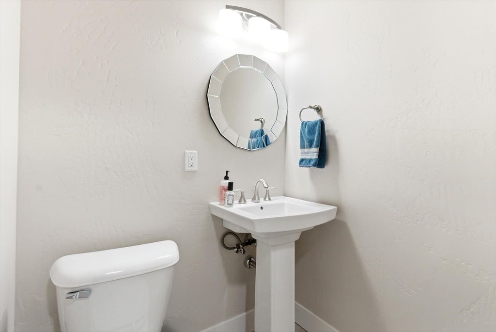 317 Stoneridge Drive, Kalispell, MT 59901 photo 32