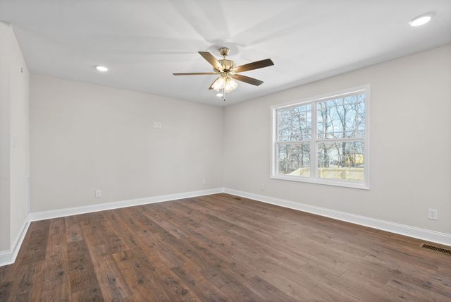 1252 Iris Glen Drive, Clarksville, TN 37042