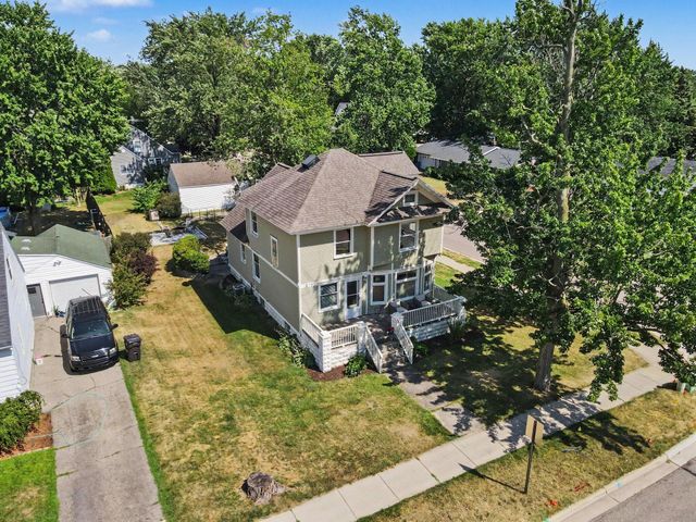 279 Wall Street, Zeeland City, MI 49464