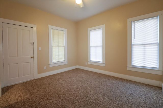 4621 Wiley Road, Houston, TX 77093