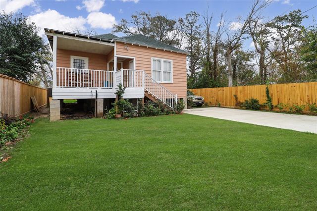 4621 Wiley Road, Houston, TX 77093