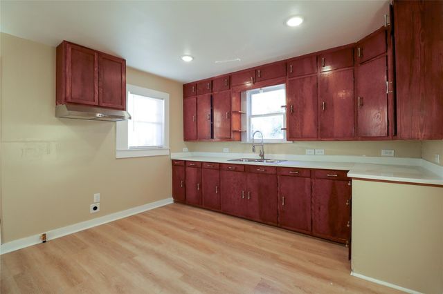 4621 Wiley Road, Houston, TX 77093