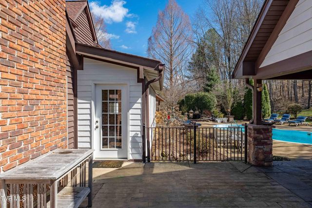 746 Quail Hollow Drive, Elizabethton, TN 37643