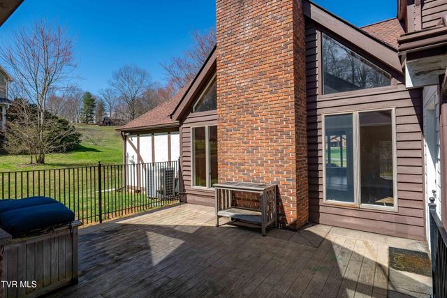 746 Quail Hollow Drive, Elizabethton, TN 37643