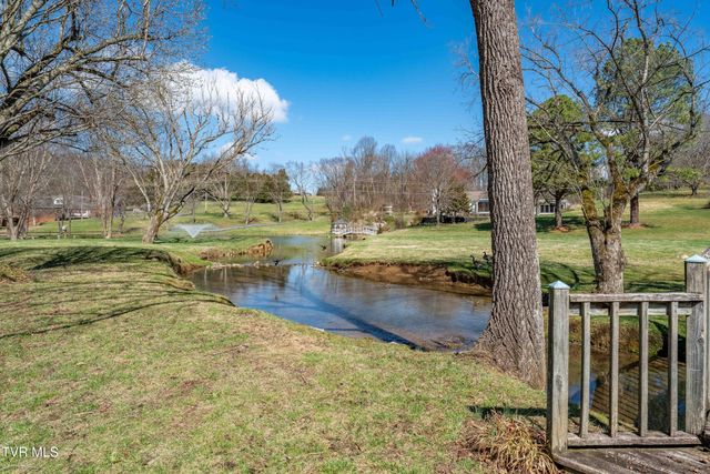 746 Quail Hollow Drive, Elizabethton, TN 37643
