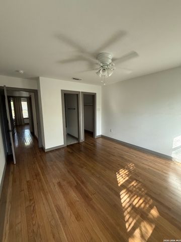 529 LAUREL LN, New Braunfels, TX 78130